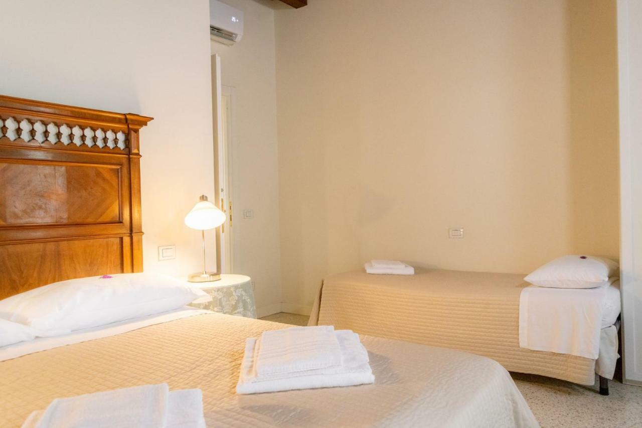 Guest house Juliet House 2*